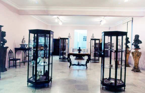interior-do-anexo-do-museu-mariano-procopioD42B6CE4-4727-C41A-D2B3-A03E922025EF